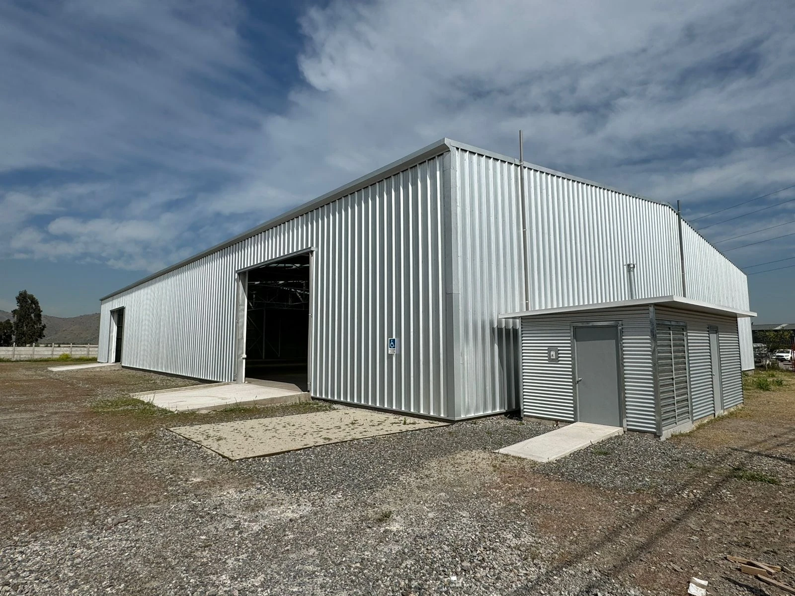 Bodega industrial Alto Las Acacias en San Bernardo